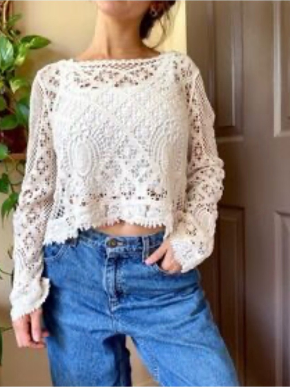 LG Cream Crochet Long-Sleeve Crop Top